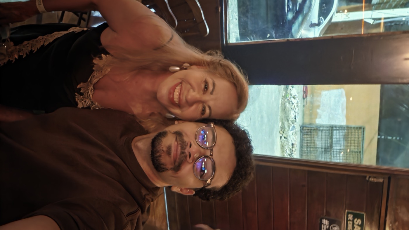 Francisco Ribeiro dos Santos Júnior com a Professora Drª Edna Gusmão de Góes Brennand